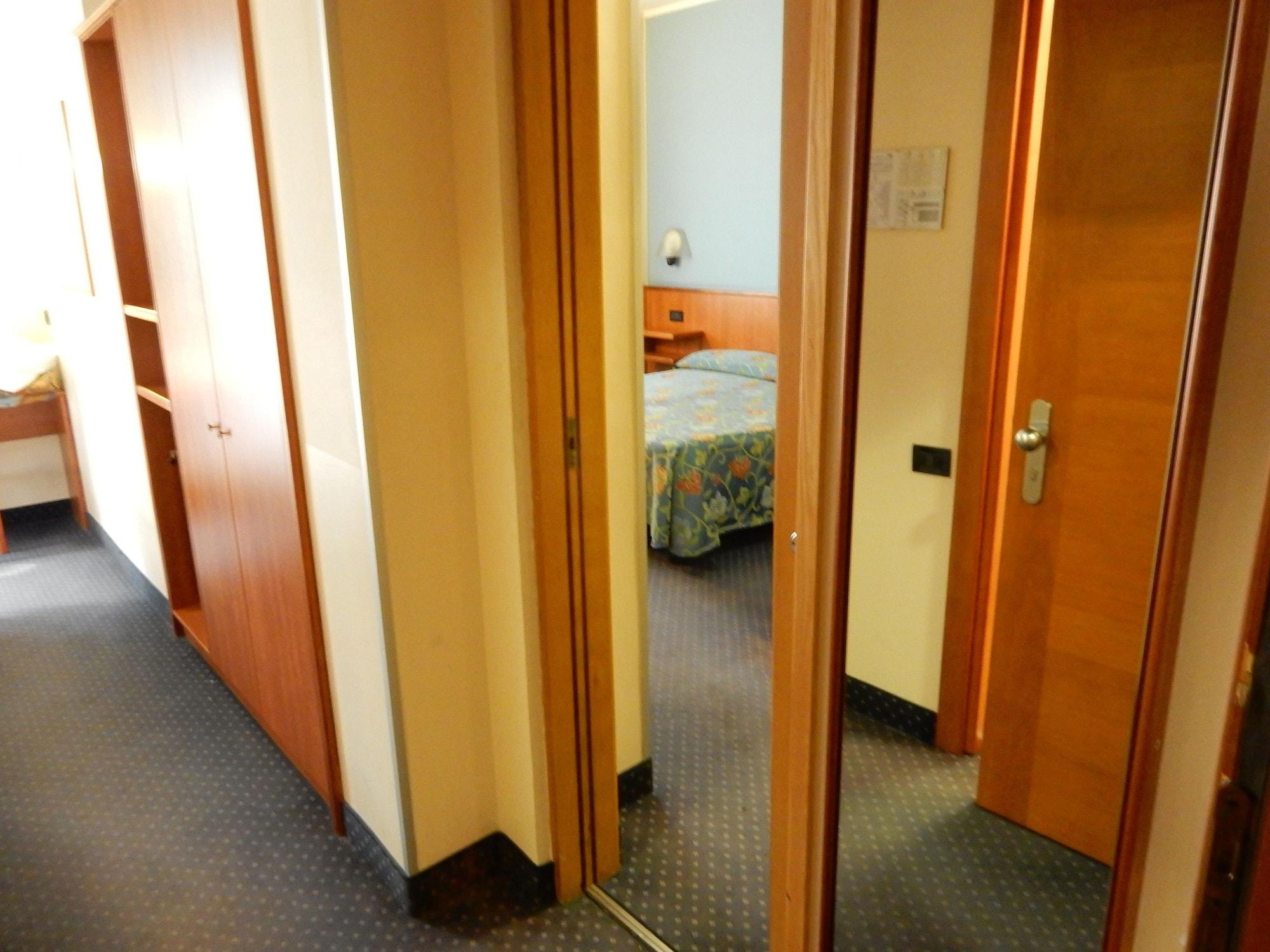 B&B Hotel Torino President Екстер'єр фото