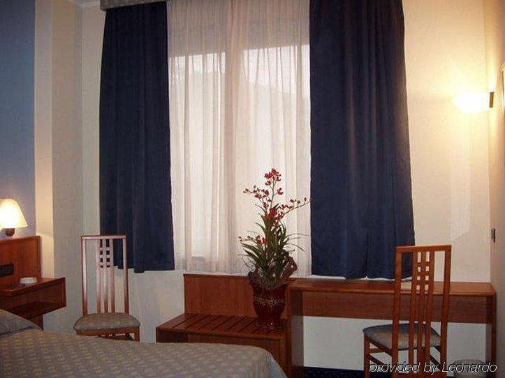 B&B Hotel Torino President Екстер'єр фото
