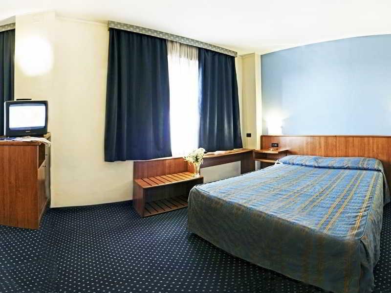 B&B Hotel Torino President Екстер'єр фото