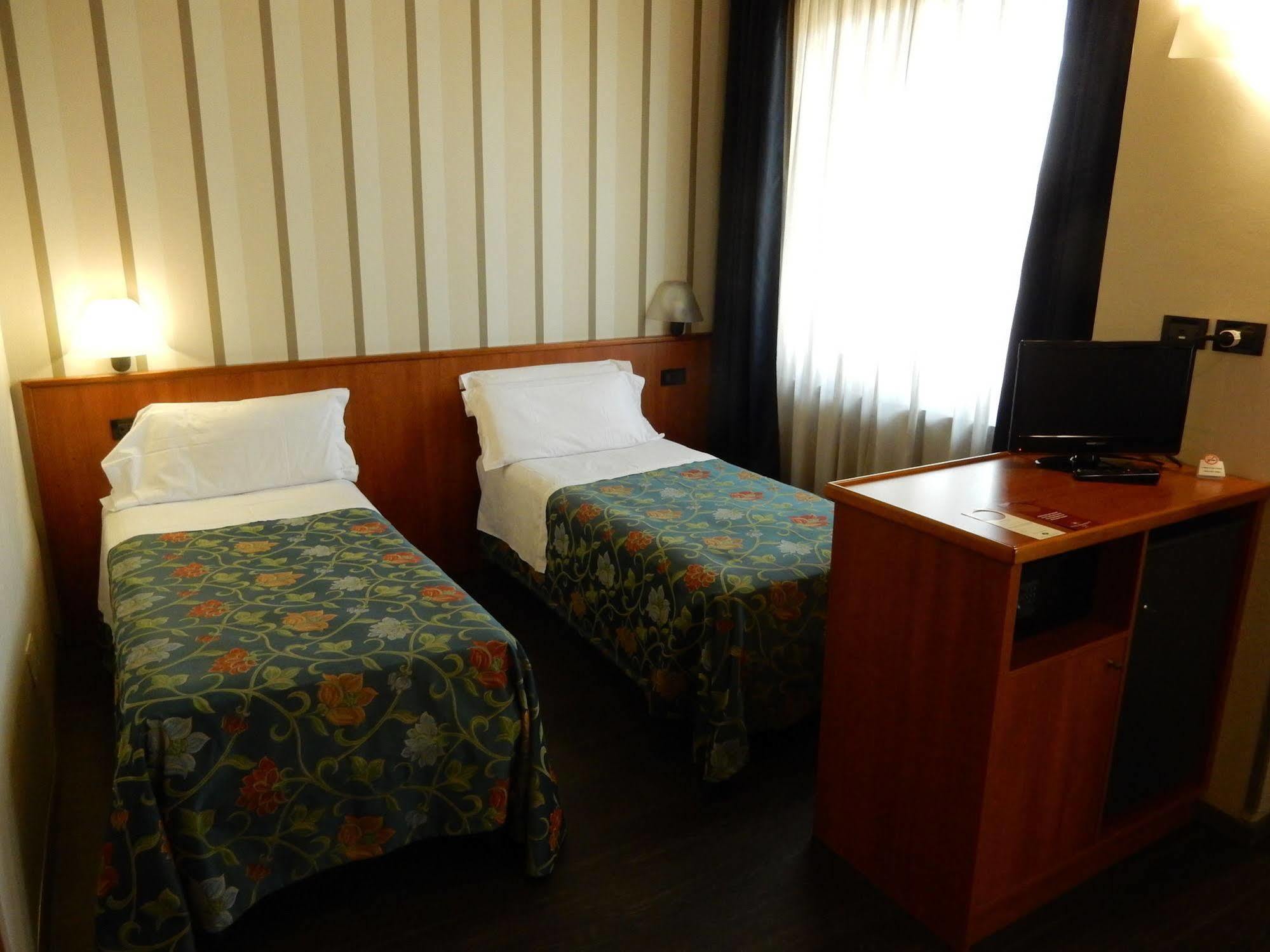 B&B Hotel Torino President Екстер'єр фото