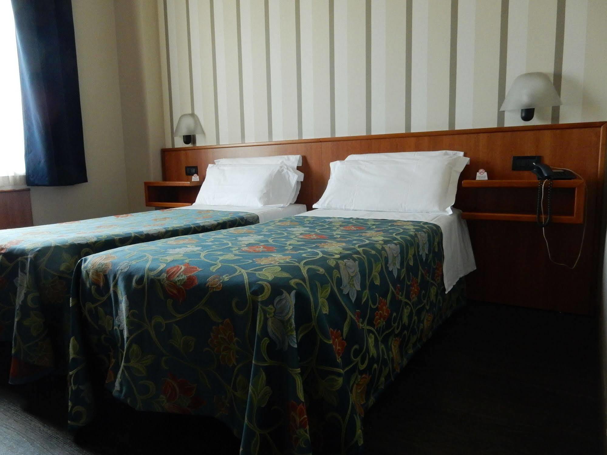 B&B Hotel Torino President Екстер'єр фото